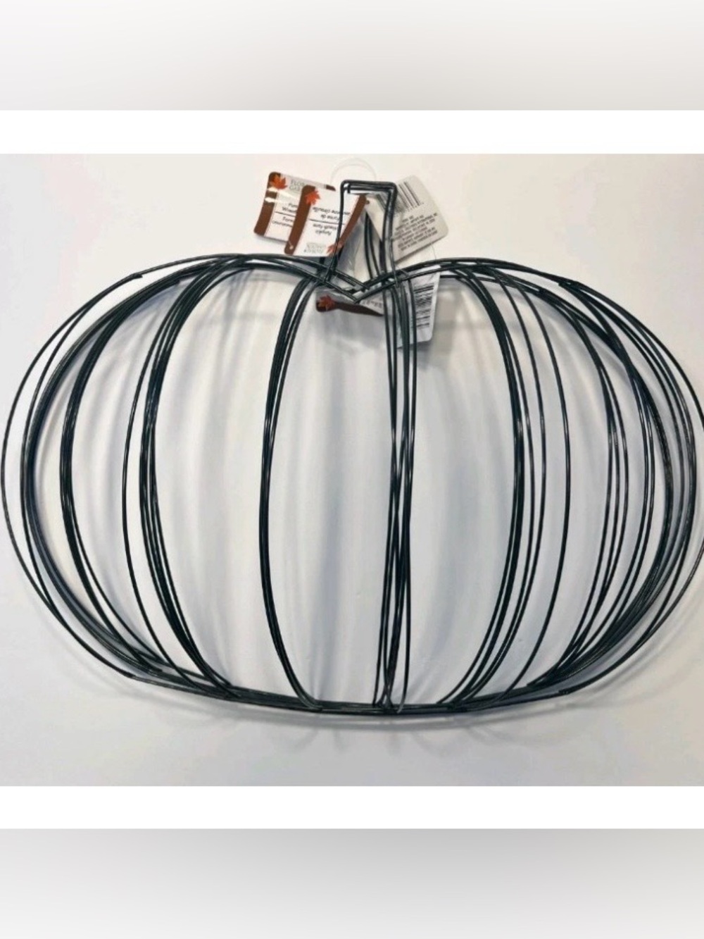 LOT OF 4 Pumpkin Shaped 3D Metal Wreath Form ~ Wire Frames for Fall NEW 19” x 14